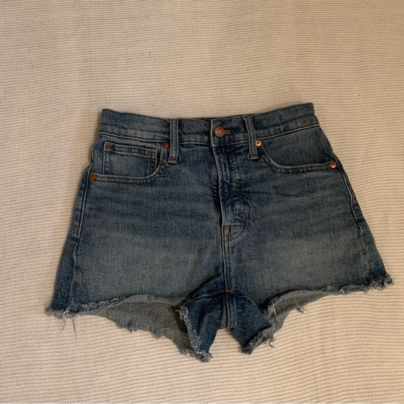 Madewell The Perfect Jean Short Size 26 - Picture 3 of 6
